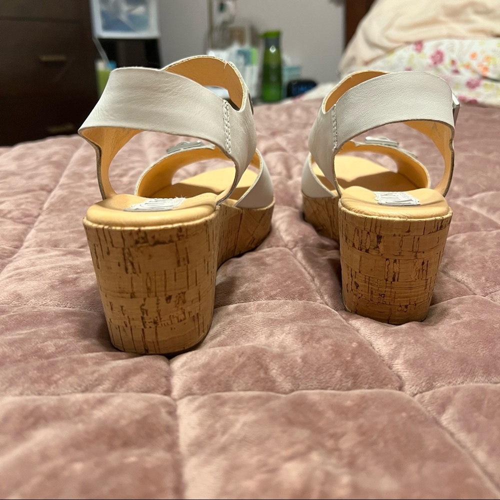 Korks White Leather Cork Platform - Picture 5 of 11